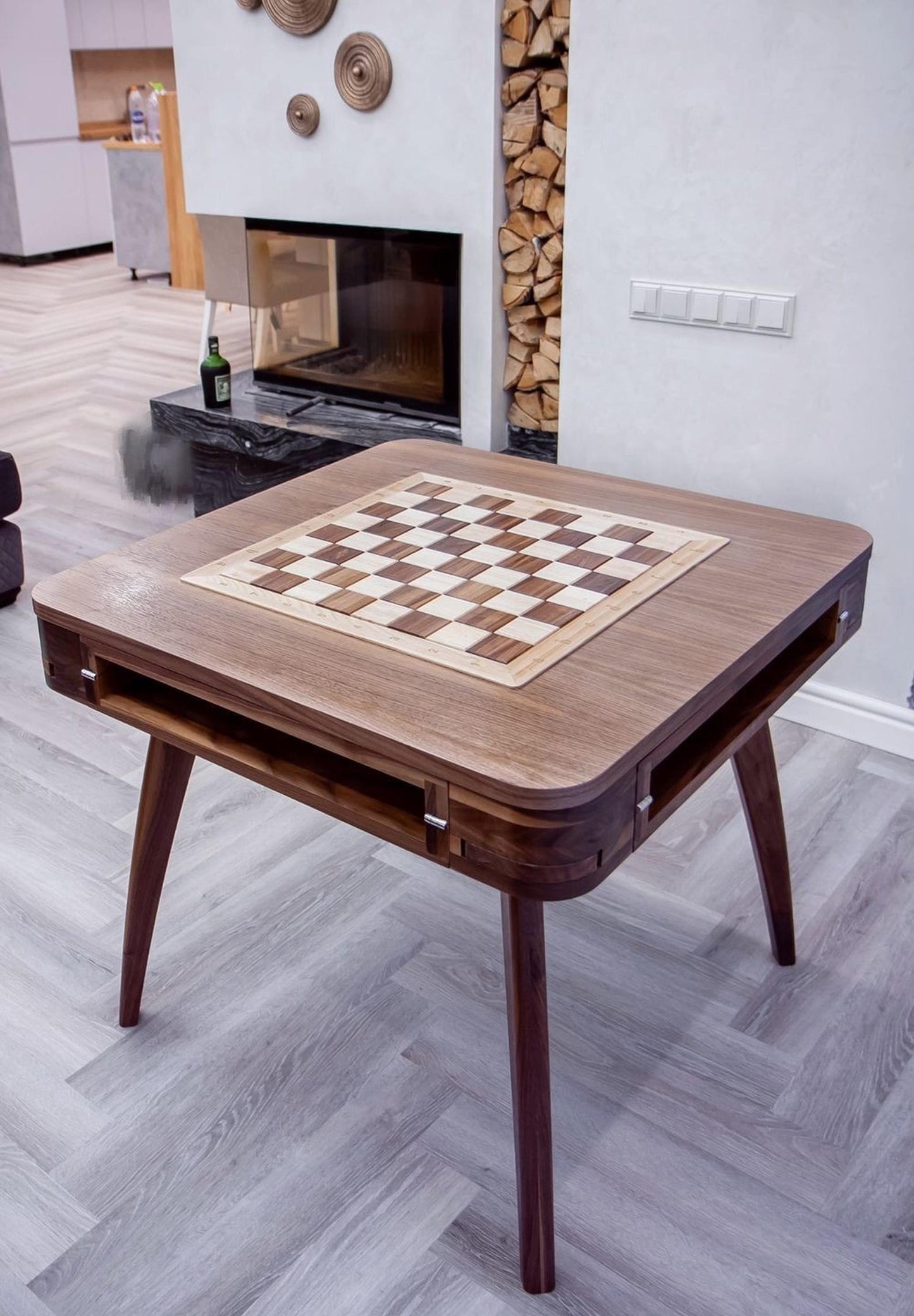 🎪Convertible Walnut Game Table for Four – Folding Board Game & Chess Table🎲